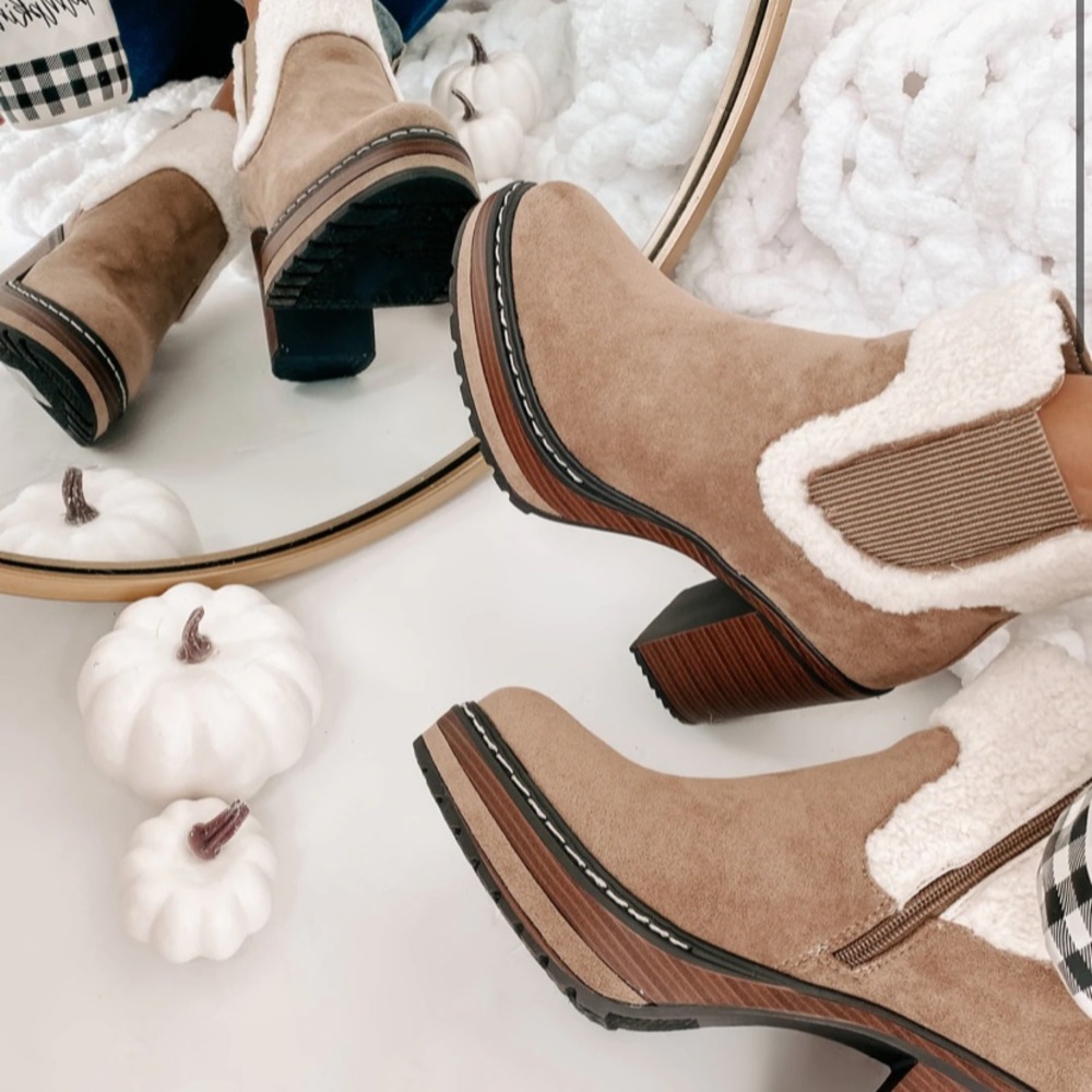 Nanamacs stay in step sherpa cuff platform booties
